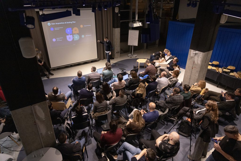 Founder of Oblio, Nemanja, Was Selected Among The Top 4 Serbian Startups to Pitch at DSI Event